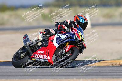 media/Mar-17-2024-CVMA (Sun) [[2dda336935]]/Race 2 Amateur Supersport Open/